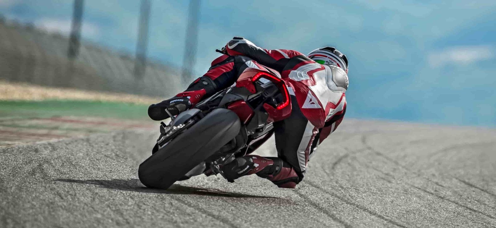 motorcycle race tires