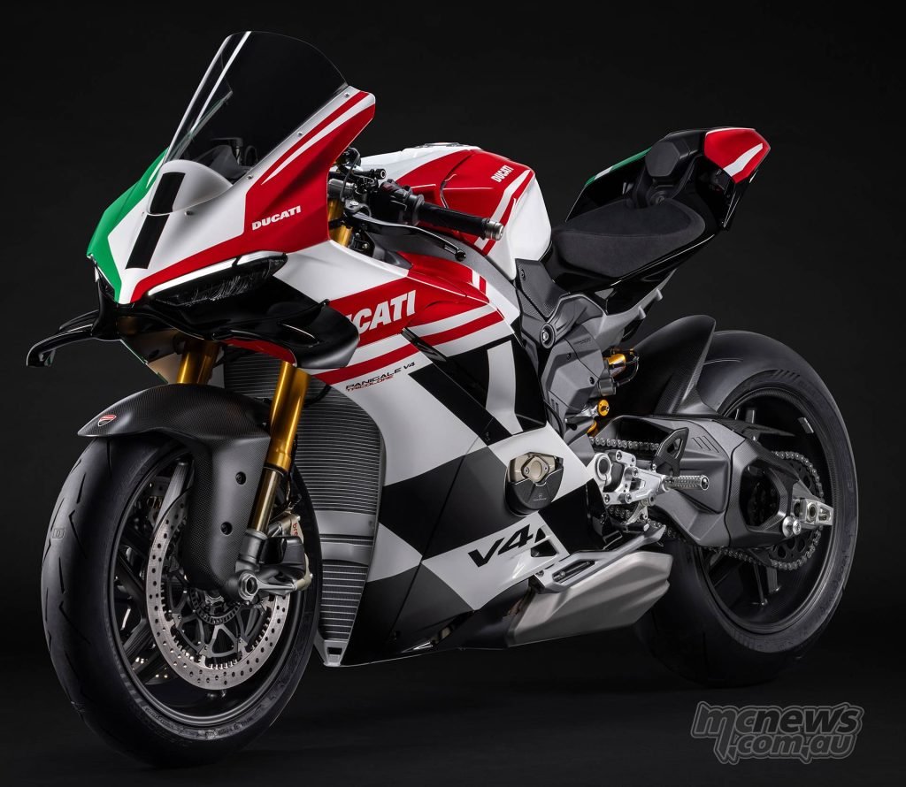 2025 Ducati Panigale V4 Tricolore