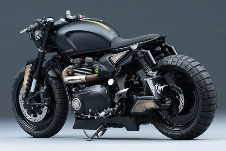 Custom Triumph Speed Twin 1200 by Shibuya Garage